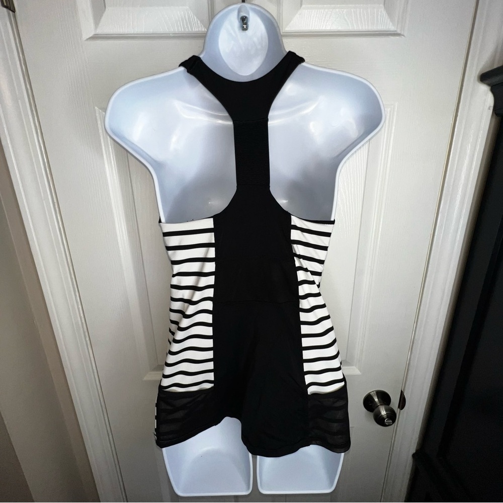 Athleta Women’s Small Stripe Ace Racer Tank Top Black White S Style 627030 Yoga - Picture 5 of 16